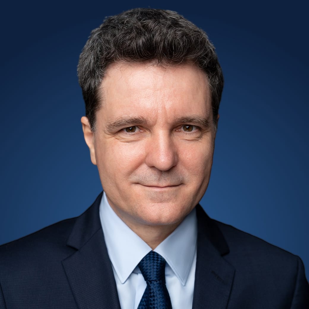 🤖 Nicușor Dan