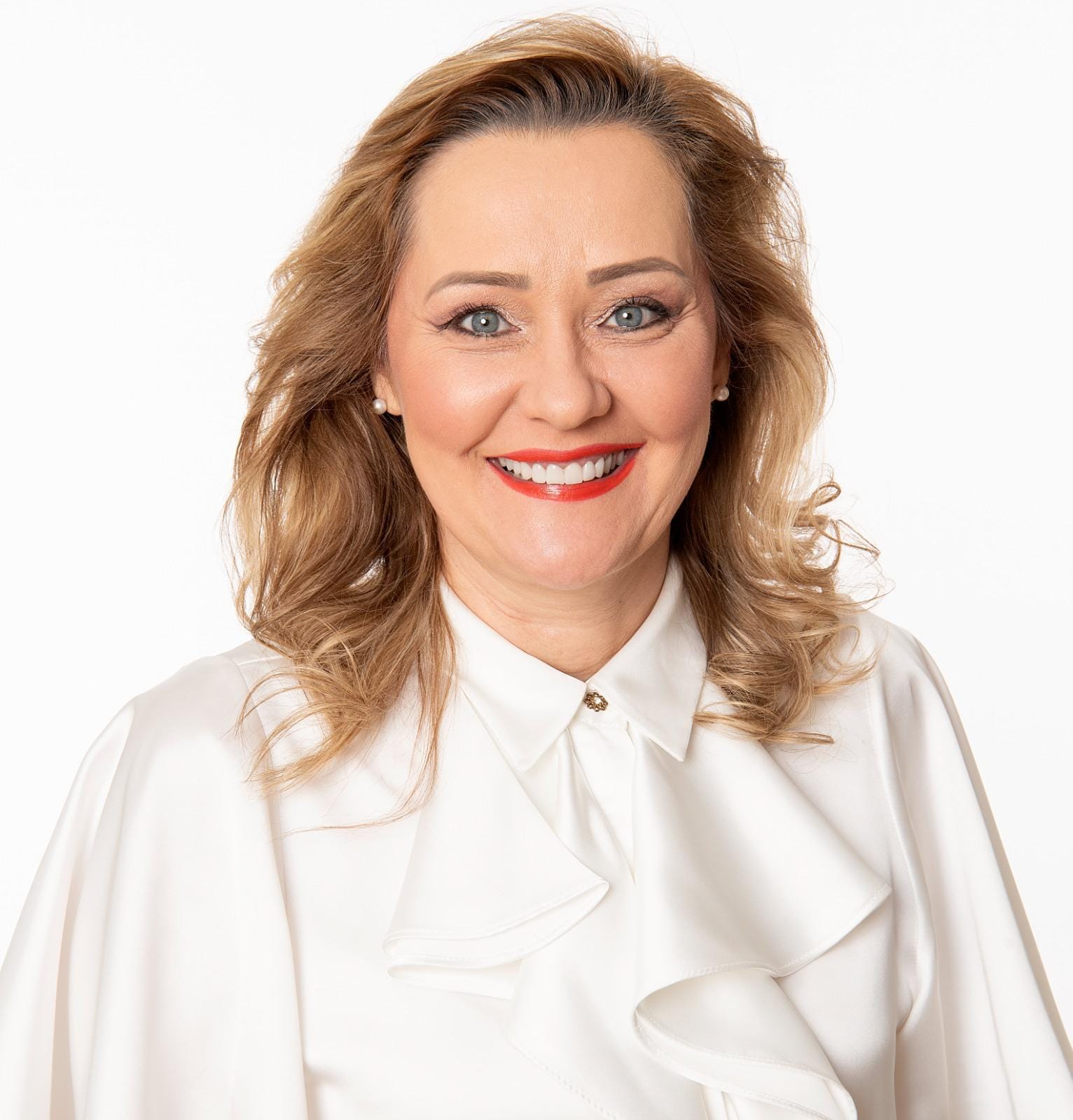 🤖 Elena Lasconi